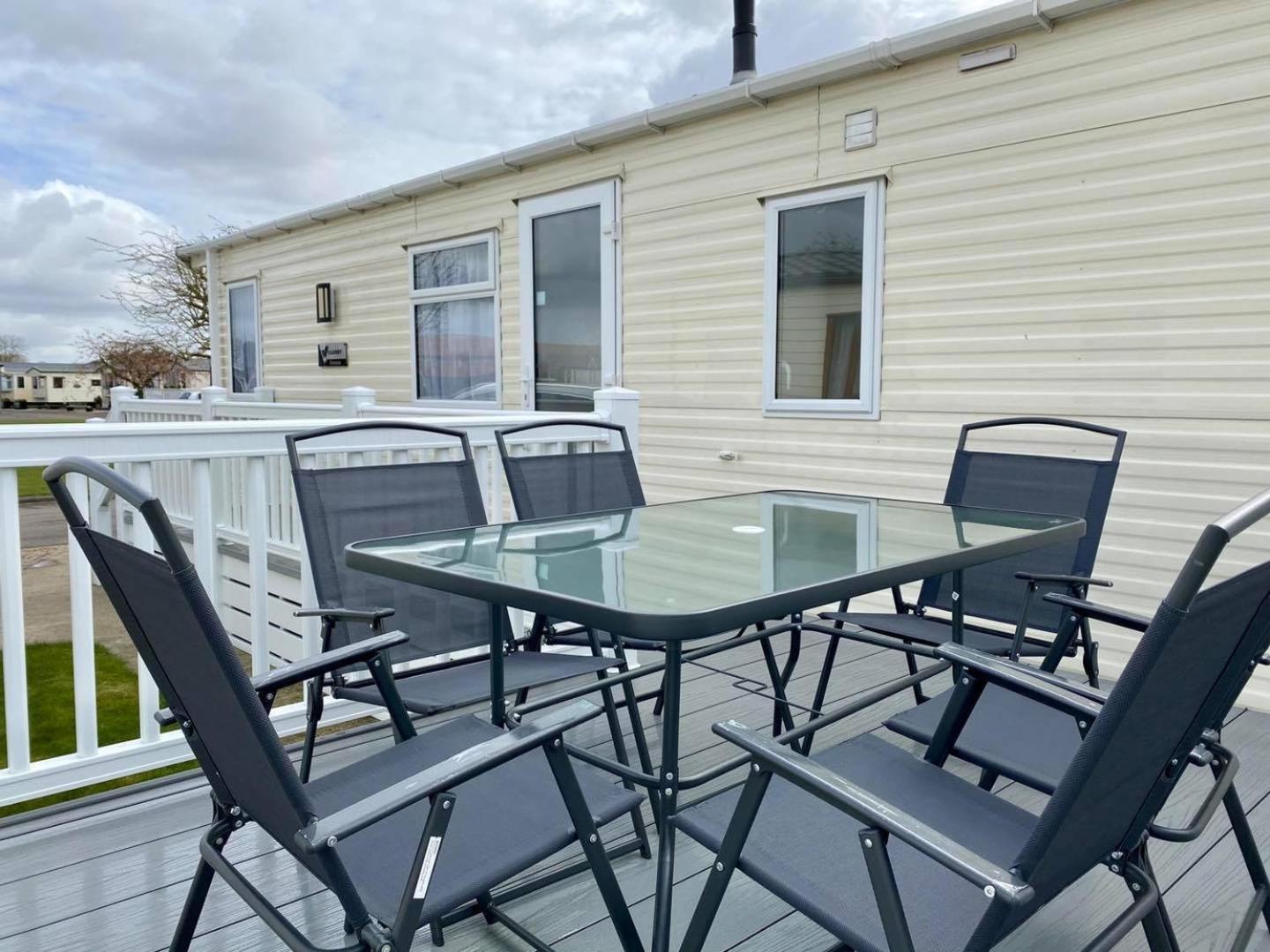 Hébergement de vacances 6 Berth Beautiful Caravan Patrington